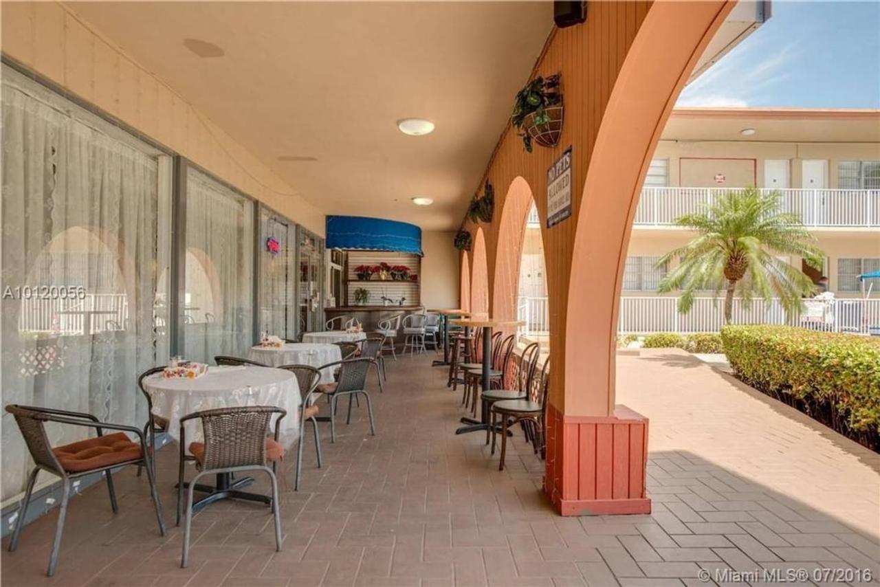 Private Hallandale Beach Studio Wbath Walking Distance To The Beach Pool Free Parking Extérieur photo